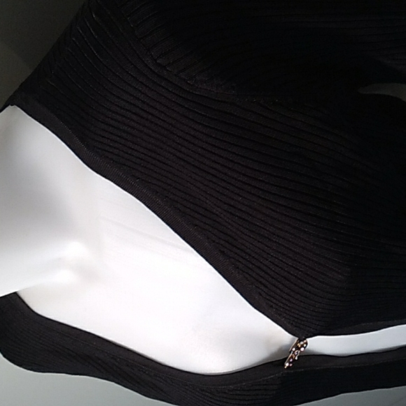 NWOT JUNO SWEATER BY L'AGENCE BLACK RIBBED KNIT - Picture 7 of 13